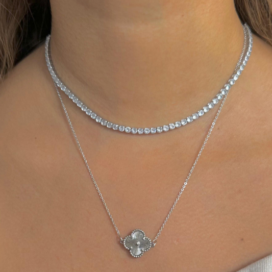 Cadena trébol plateado