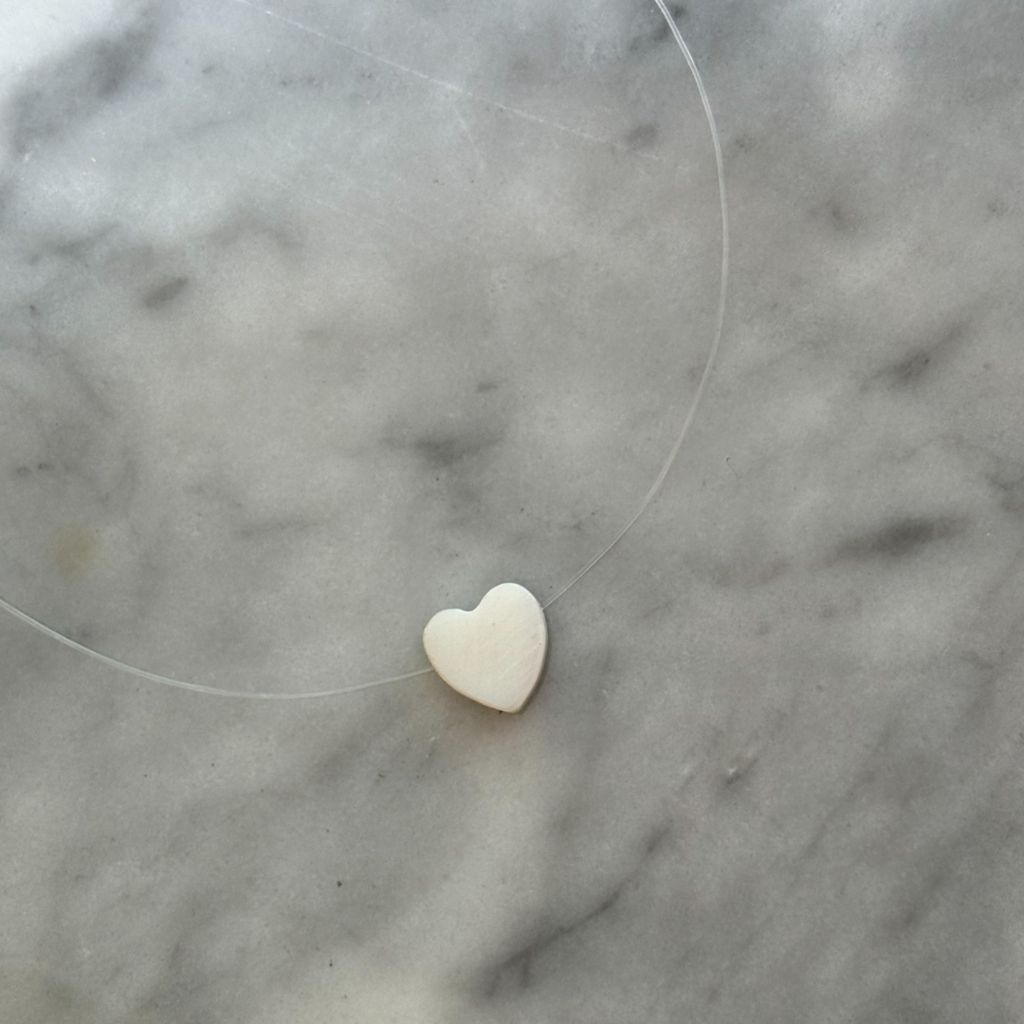 Nylon corazón madre perla