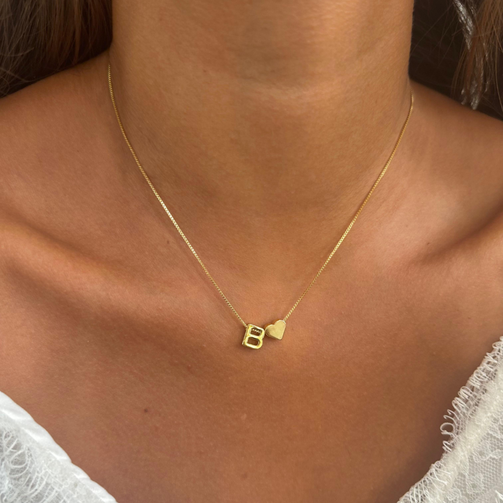 Cadena inicial y corazón