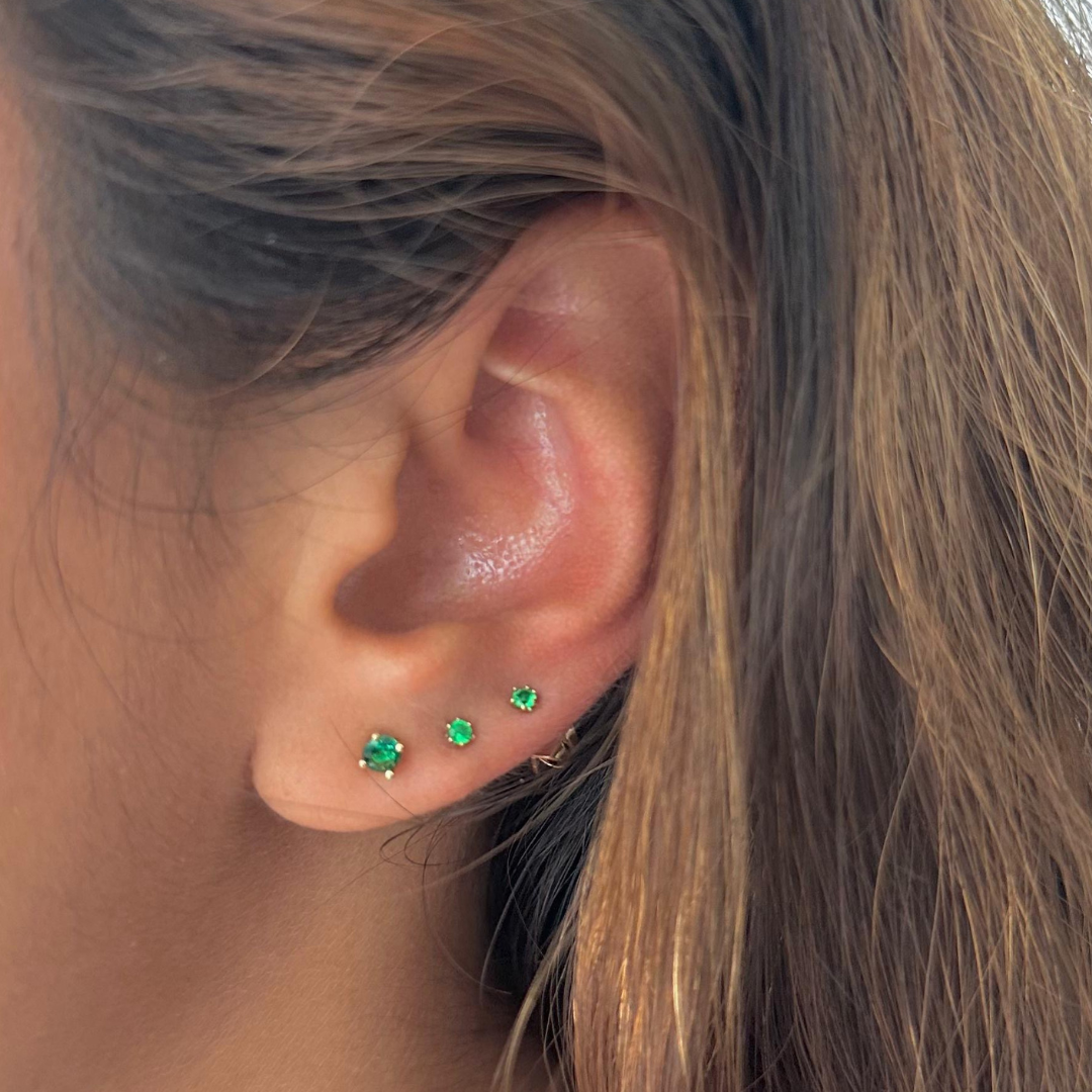 Aretes chispas mini de colores