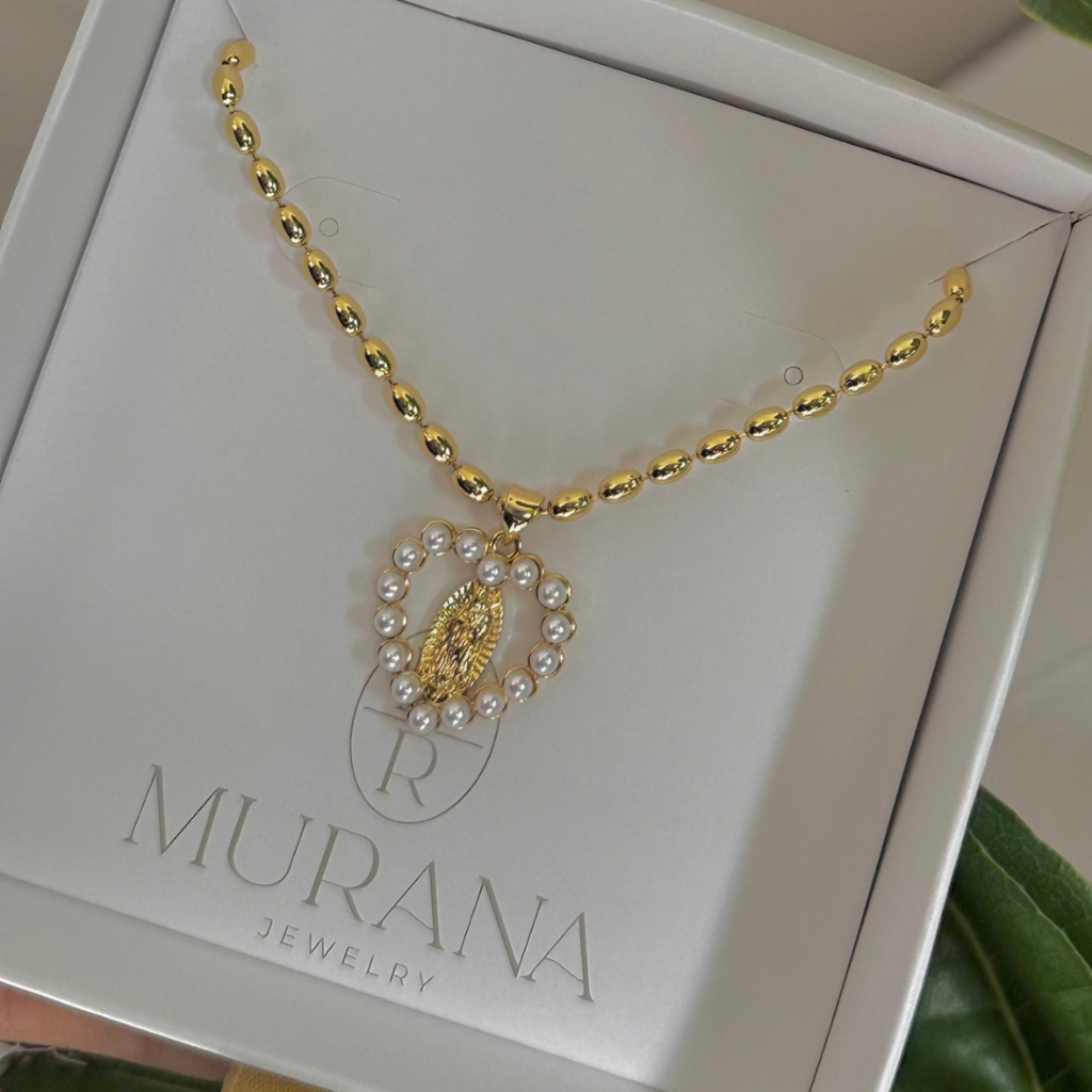 Cadena virgen corazón