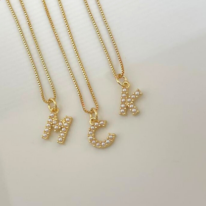 Cadena iniciales con perlas mini