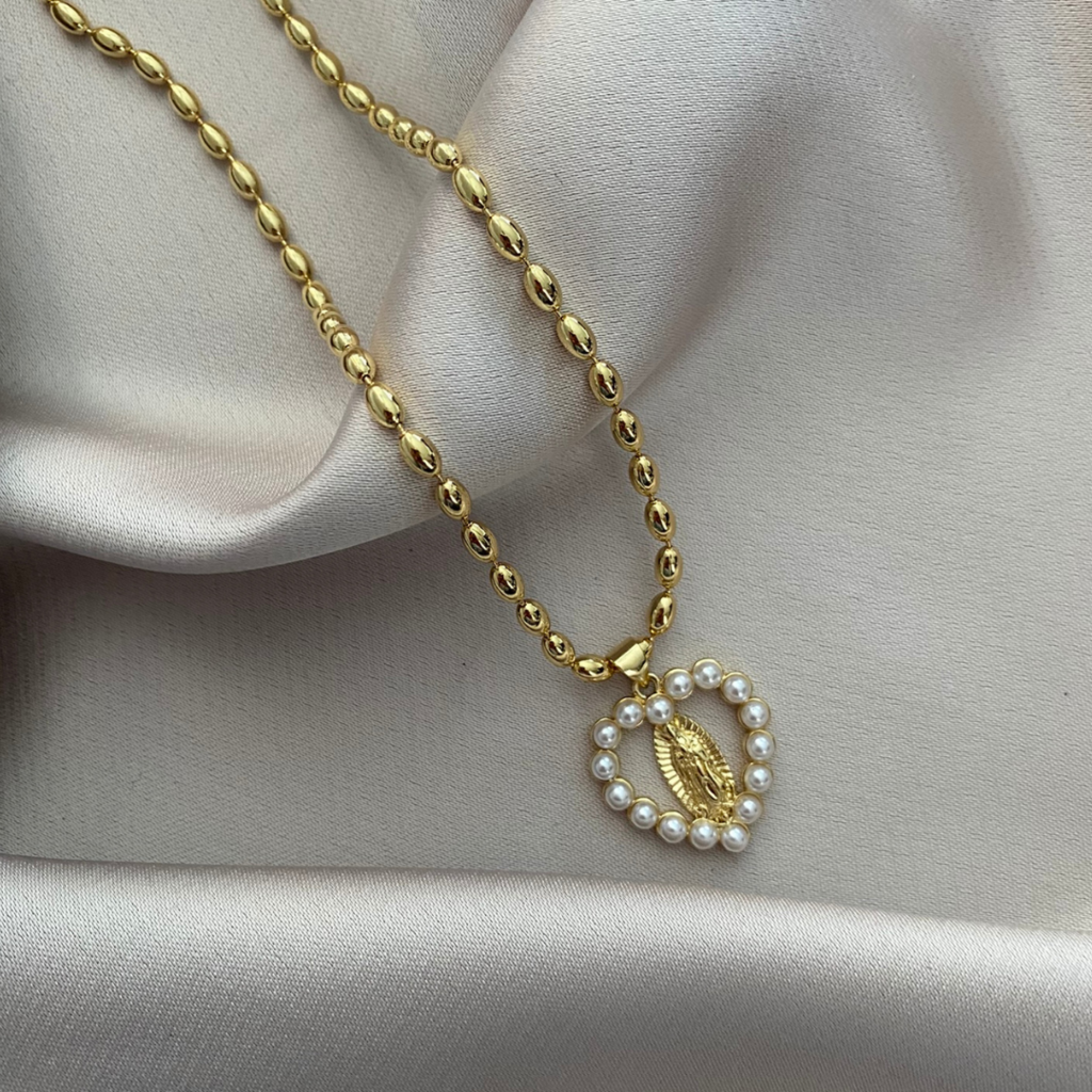 Cadena virgen corazón